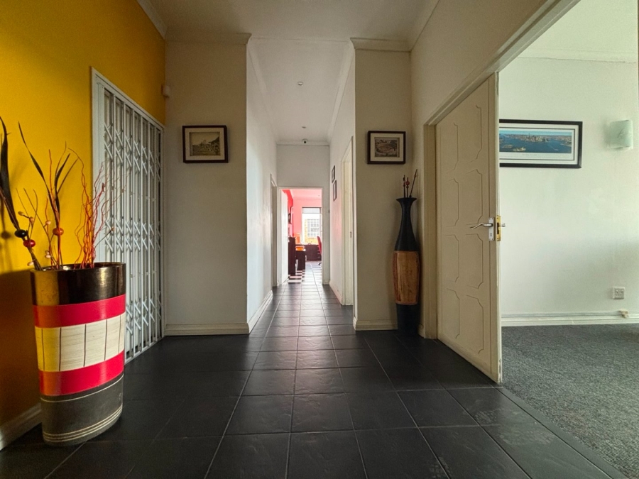 Commercial Property for Sale in Neave Industrial Eastern Cape